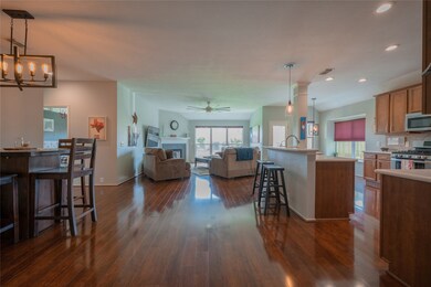 2834 Legends Crest Dr, Spring, TX 77386 - photo 6