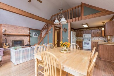 70 River Edge Dr, Burnsville, NC 28714 - photo 3