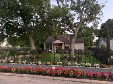 3534 Charleston St, Houston, TX 77021 - photo 4