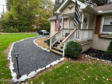 332 Route 390, Cresco, PA 18326 - photo 3