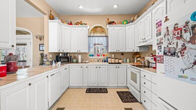 7-web-or-mls-home-15