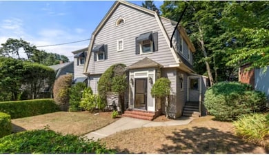 15 Commonwealth Park, Newton Center, MA 02459 - photo 2