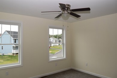 95 Millers Farm Dr unit 15, Rochester, NH 03868 - photo 6
