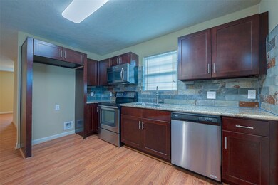 3505 Mount Pleasant St, Houston, TX 77021 - photo 7