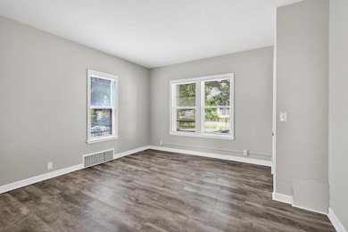 472 Case Ave, Saint Paul, MN 55130 - photo 7