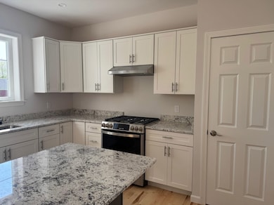 11 Rock Ridge Blvd, Lebanon, NH 03766 - photo 4