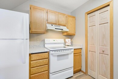 3562 131st Ln NW unit 22, Coon Rapids, MN 55448 - photo 4