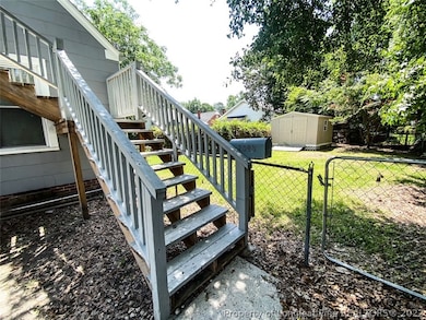 209 1/2 W 16th St, Lumberton, NC 28358 - photo 2