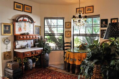 Kitchen Breakfast Area