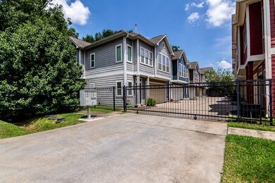 417 W 27th St unit B, Houston, TX 77008 - photo 2