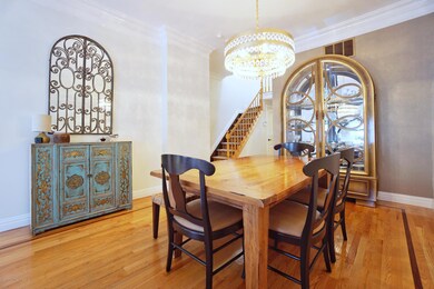 (7) DINING ROOM