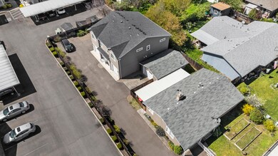 56 South Haskell Street, Central Point-