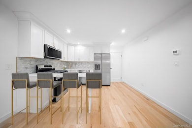 218-37 Spencer Ave, Jamaica, NY 11427 - photo 4