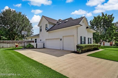 SIDE ENTRY 3 CAR GARAGE