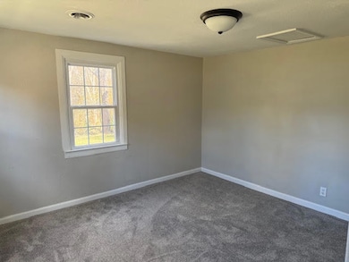 1015 E Eastwood St, Marshall, MO 65340 - photo 5