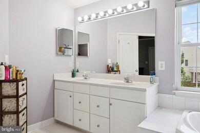 22602 Welborne Manor Square, Ashburn, VA 20148 - photo 3