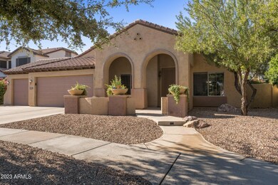 28-web-or-mls-HUB04207