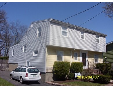 31 Violet St, Mattapan, MA 02126 - photo 2