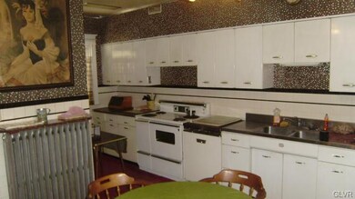 1528 W Tilghman St, Allentown, PA 18102 - photo 6