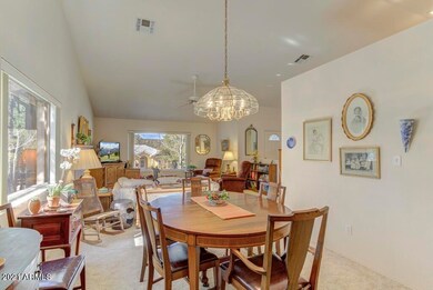 Dining Area (2)