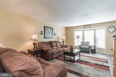 5314 Kelmscot Rd, Rosedale, MD 21237 - photo 7