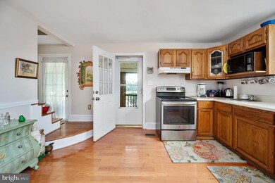 210 Lake Shore Dr, Colonial Beach, VA 22443 - photo 5