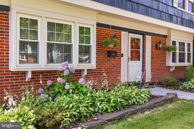 4128 Crosswick Turn, Bowie, MD 20715 - photo 2