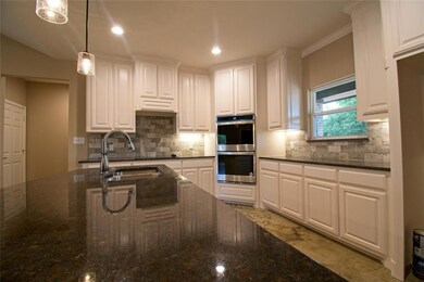 1052 Justin Dr, Springtown, TX 76082 - photo 3