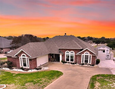 2205 Wills Way Dr, Granbury, TX 76049 - photo 4