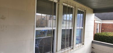 9534 Littlefield St, Detroit, MI 48227 - photo 2