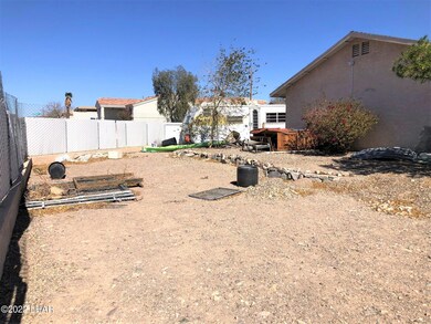 bombay west side yard