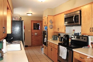 1409 Jarvis Dr, Manhattan, KS 66502 - photo 3