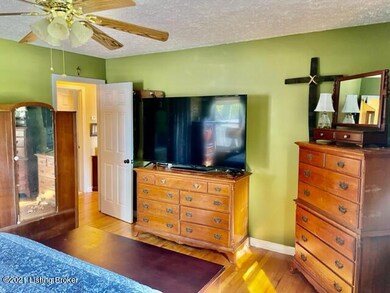 8006 Sherry Lynn Ct, Louisville, KY 40228 - photo 5