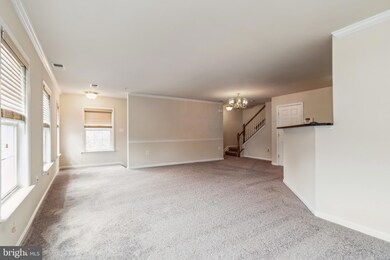 2801 Chinkapin Oak Ln, Woodbridge, VA 22191 - photo 7