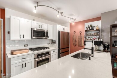 Optima Biltmore Towers unit 1427, Phoenix, AZ 85016 - photo 7