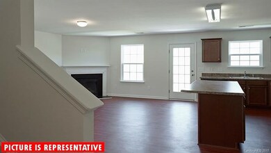 111 Harvest Pointe Dr unit 74, Statesville, NC 28677 - photo 4