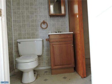 2648-50 Ash St, Philadelphia, PA 19137 - photo 5