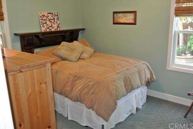 SEcond downstairs bedroom.