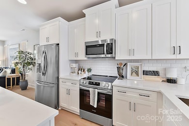 1223 E 16th St unit 13, Charlotte, NC 28205 - photo 3