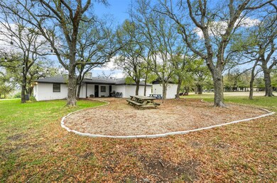 309 Valley View Dr, Azle, TX 76020 - photo 2