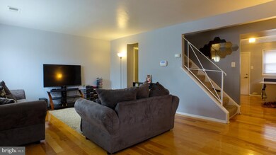 6905 Forest Terrace, Hyattsville, MD 20785 - photo 2