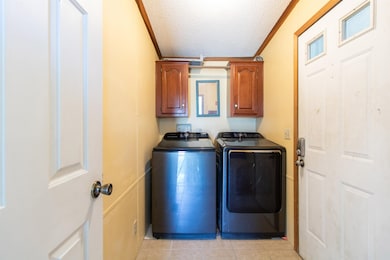 mudroom/laundry room