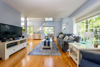 19 Coastal Ln, Hyannis, MA 02601 - photo 4