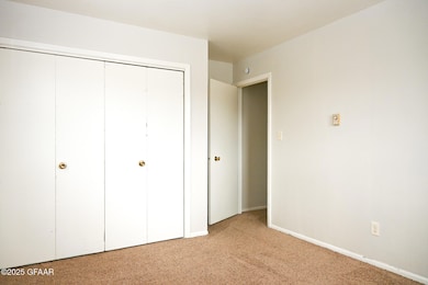 3627 13th Ave N, Grand Forks, ND 58203 - photo 4