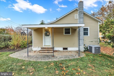 3429 Marion St, Reading, PA 19605 - photo 6