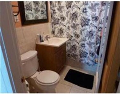 71 Euston Rd unit 2, Brighton, MA 02135 - photo 2