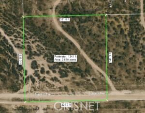 18100 Holiday Ave, Rosamond, CA 93560 - photo 3