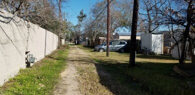 1406 4th St, Rosenberg, TX 77471 - photo 4