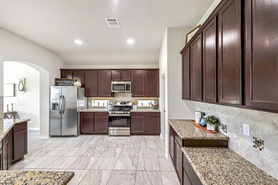 5718 Maxon Ct, Rosenberg, TX 77471 - photo 3