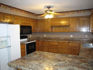 185 Providence Rd, Harrodsburg, KY 40330 - photo 3